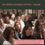 Publikum hört gespannt zu